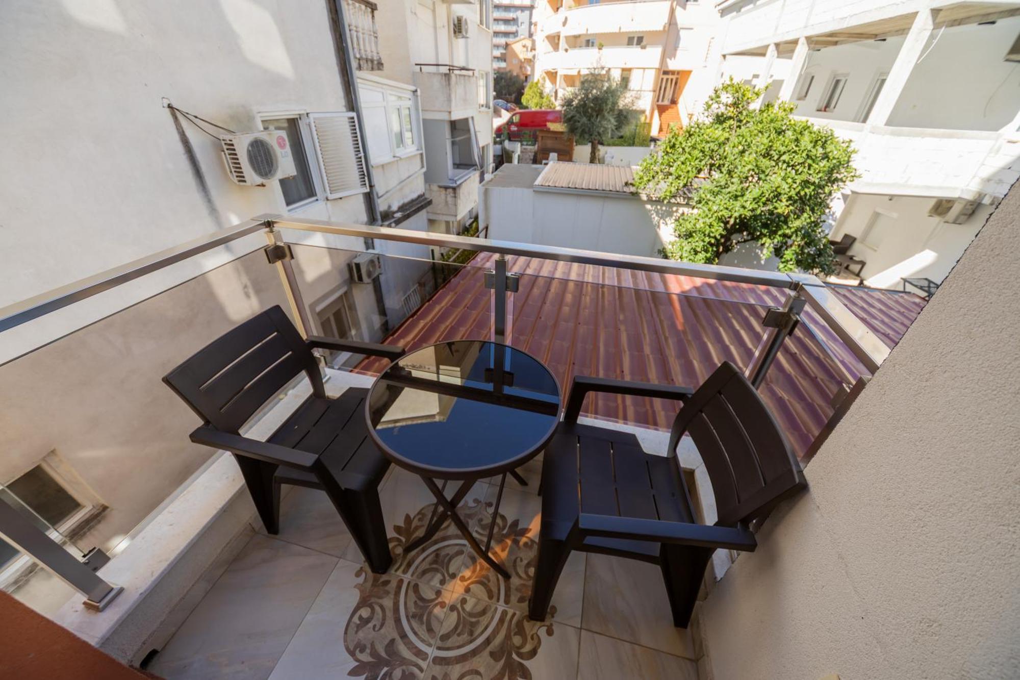 Ponte Di Ferro Apartment Budva