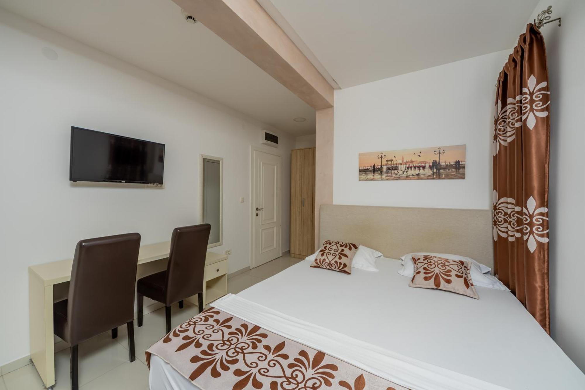 Ponte Di Ferro Apartment Budva