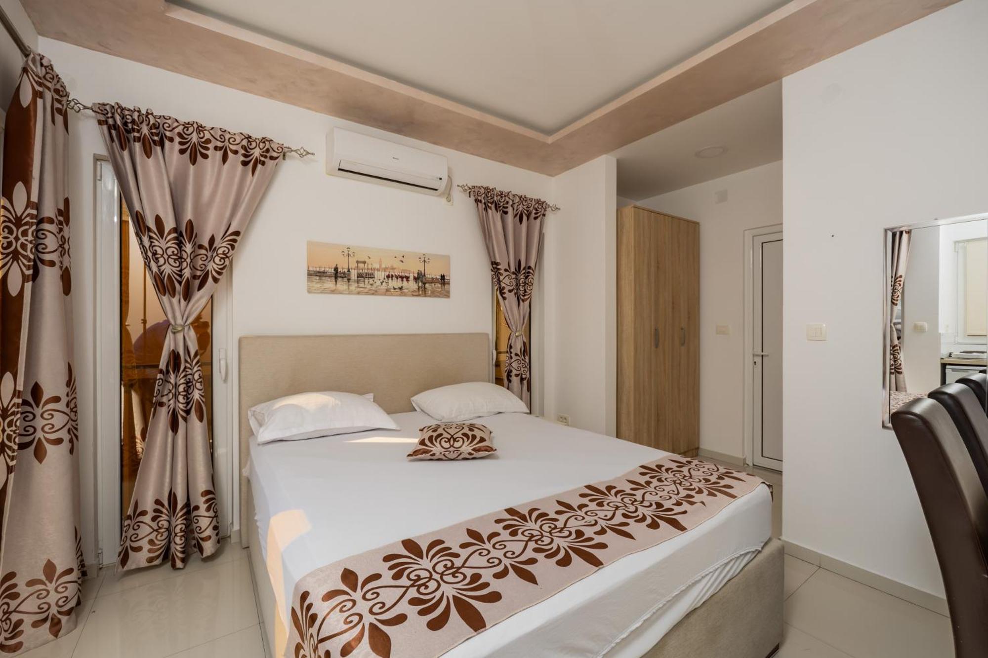 Ponte Di Ferro Apartment